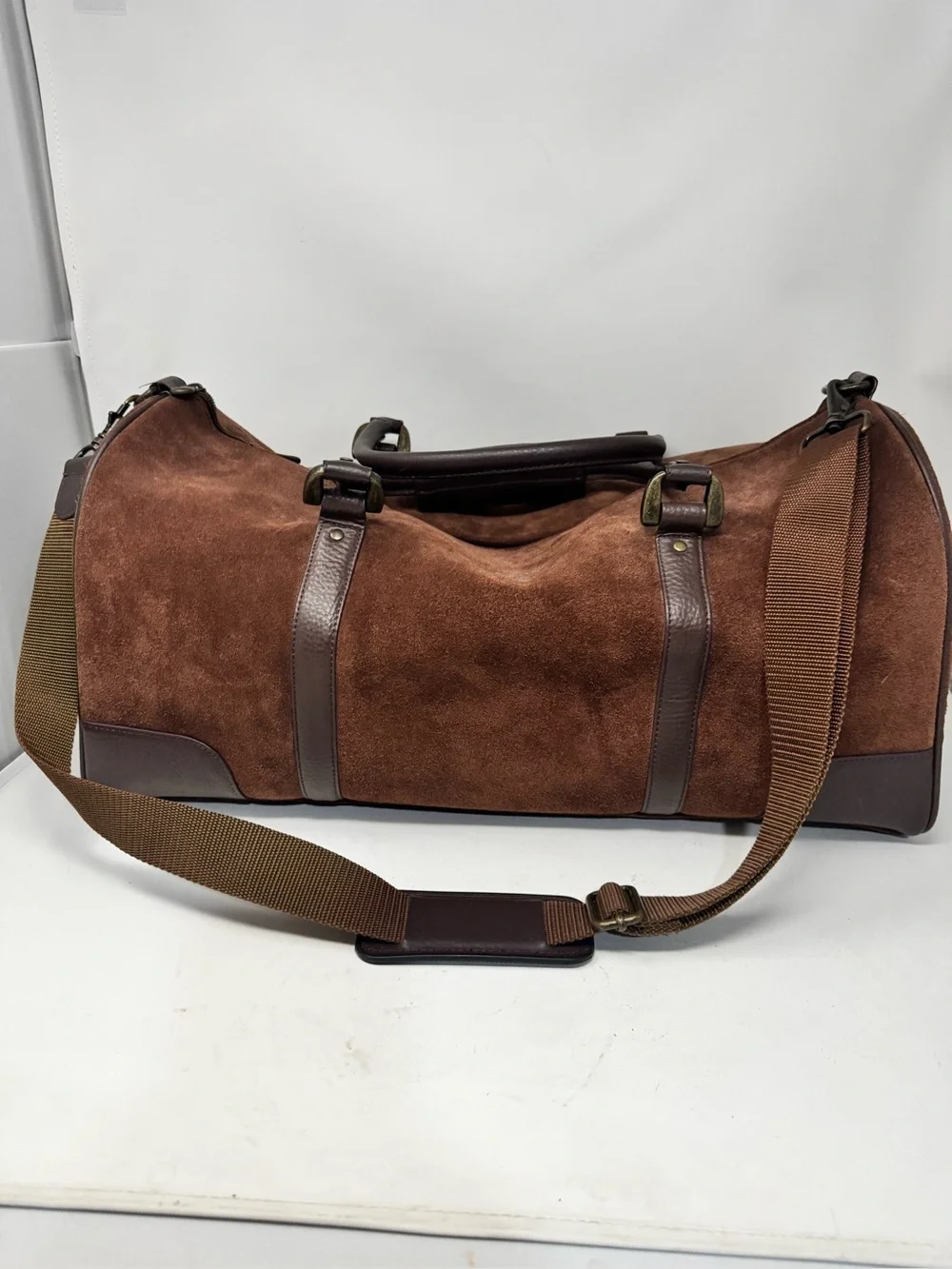 Vintage Marlboro Brown leather Suede Men's rugged Duffle Bag on the Travel large